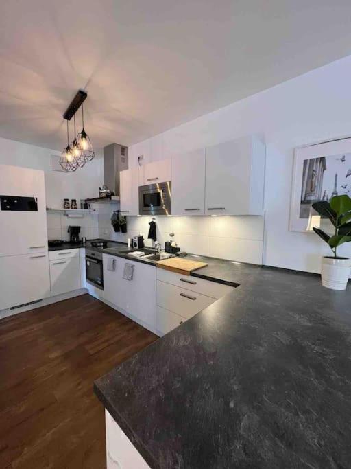 Moderne Wohnung Mit 4 Betten Bochum Eksteriør bilde